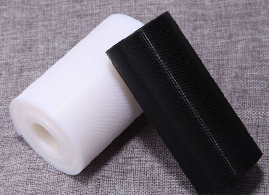 A グレード プラスチック ハックとループ 中程度の張力 完璧 軽量 中程度のアプリケーション OEM 受け入れられる固定材料